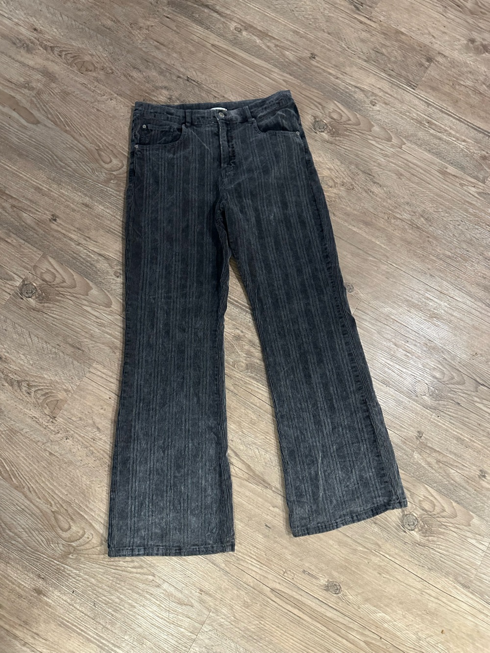 BDG 90’s bootcut black jeans, 30